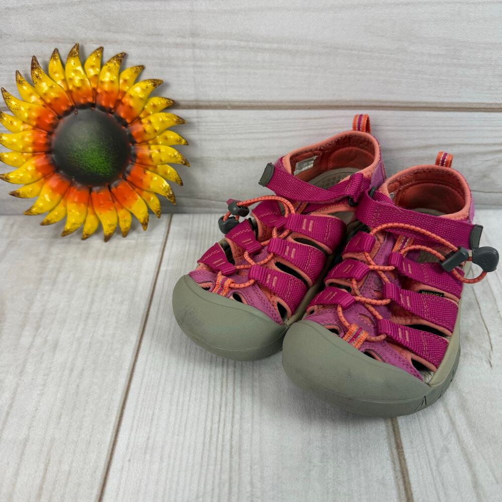 KEEN Kids Size 2 Newport H2 Water Sport Sandals Water Shoes